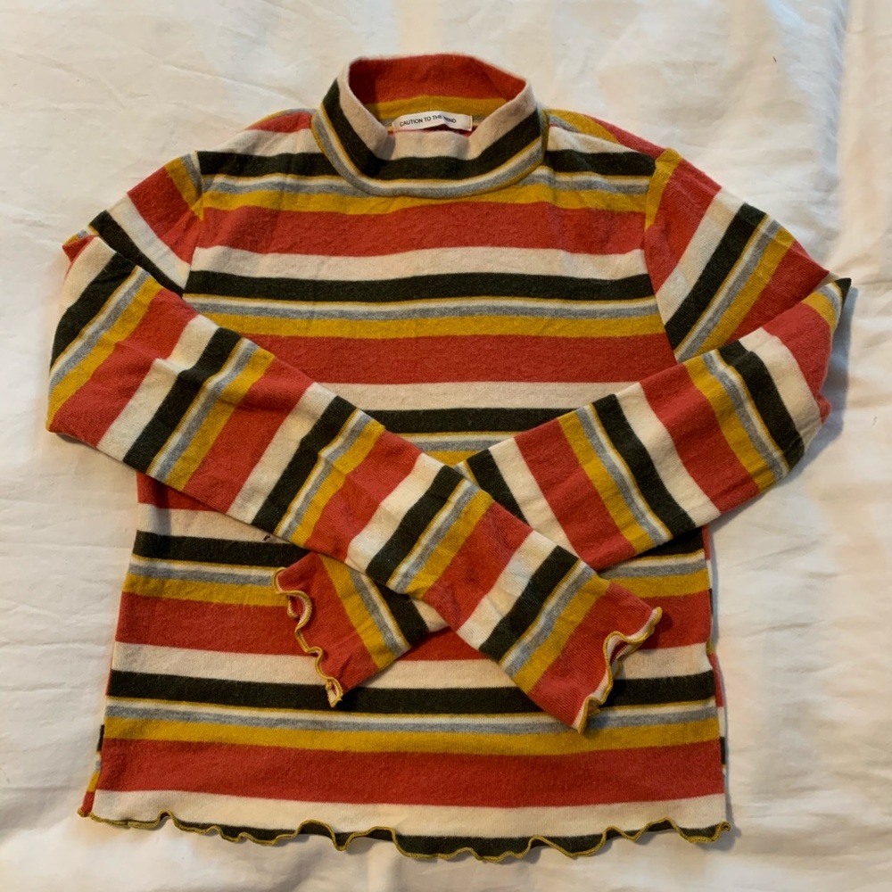 Caution to the wind long sleeve top